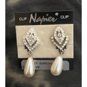 VTG Bride Bridal Napier Faux Pearl Drop Rhinestone Screw Back Clip On Earrings